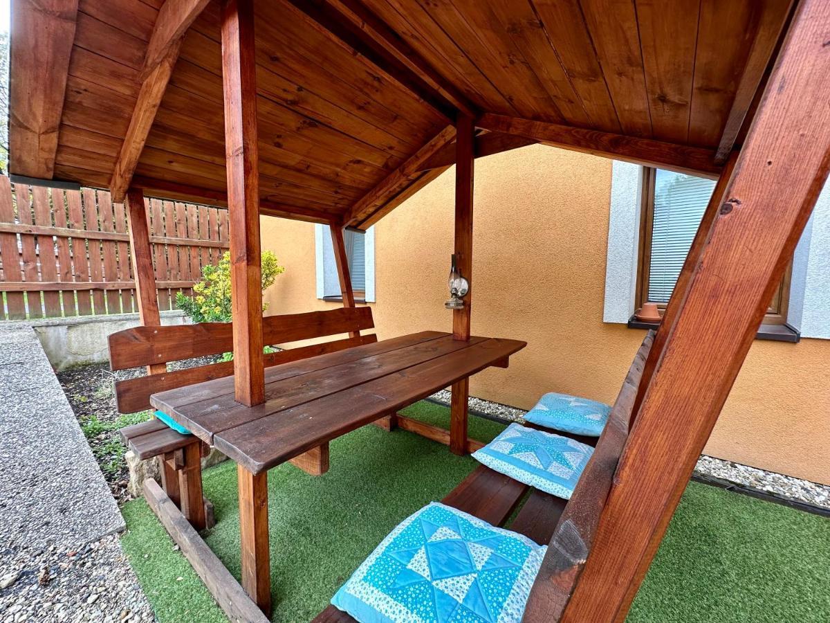Ubytování Smrk Nove Mesto pod Smrkem Exterior foto